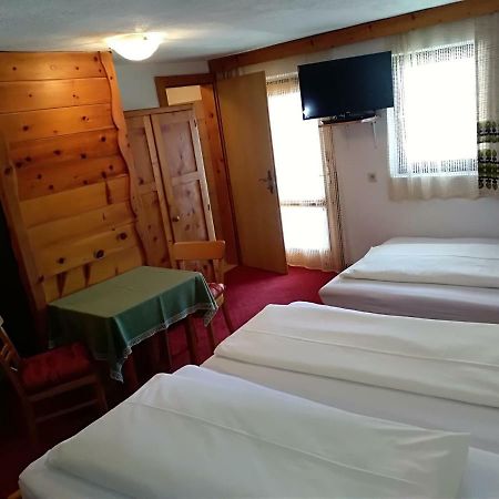 Hotel Garni Alpenrose Ischgl Buitenkant foto