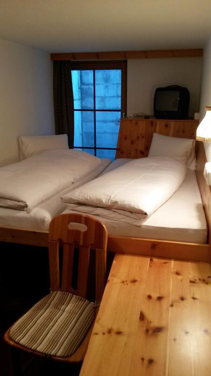Hotel Garni Alpenrose Ischgl Buitenkant foto