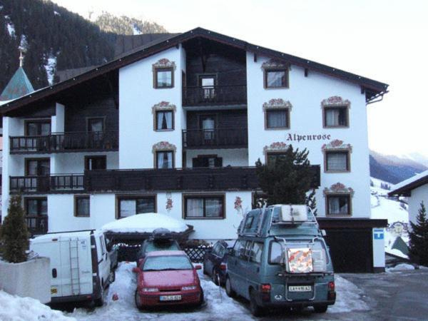 Hotel Garni Alpenrose Ischgl Buitenkant foto